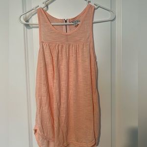 Junior’s XS peach American Rag tank top